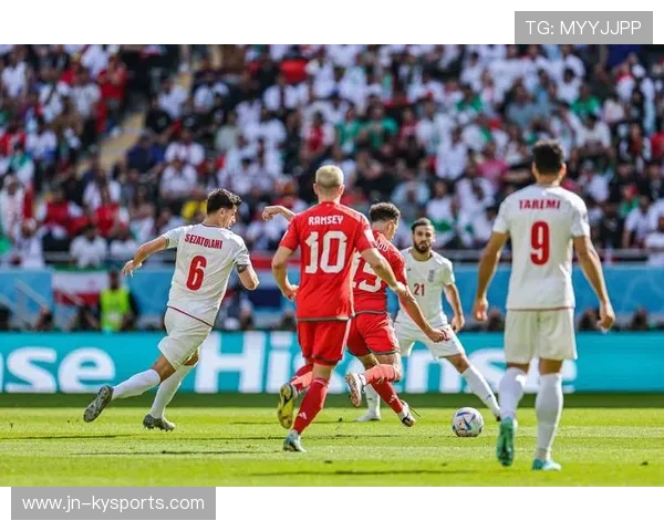 伊朗男足在巴黎奥运会比赛中以2-0战胜日本，伊朗 男足